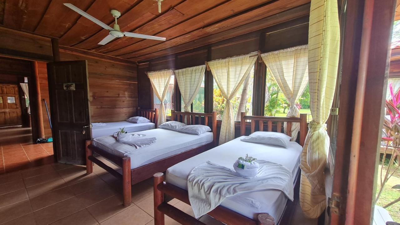 Hotel Canto De Ballenas Uvita Exterior photo